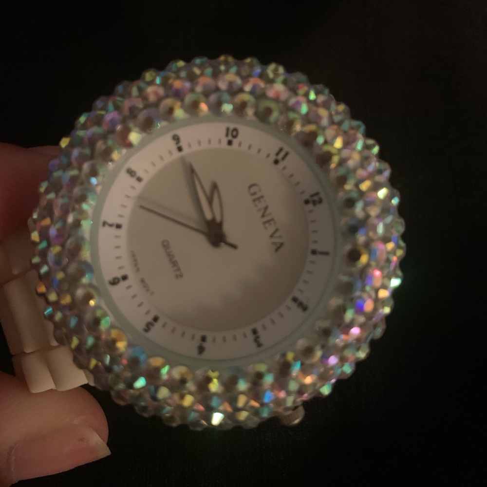 Watch - Picture 2 of 3